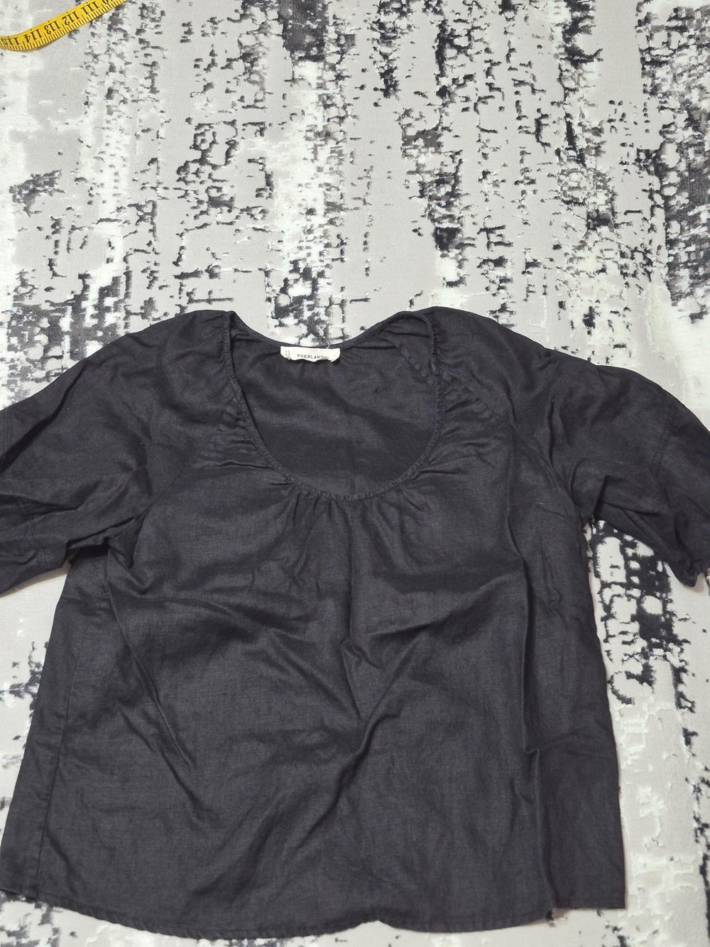 Everlane linen charcoal black blouse flatter sleeve scoop neck relaxed S